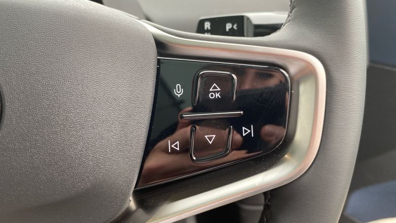 Volvo EX30 200kW SM Extended Range Ultra 69kWh 5dr Auto Electric Estate